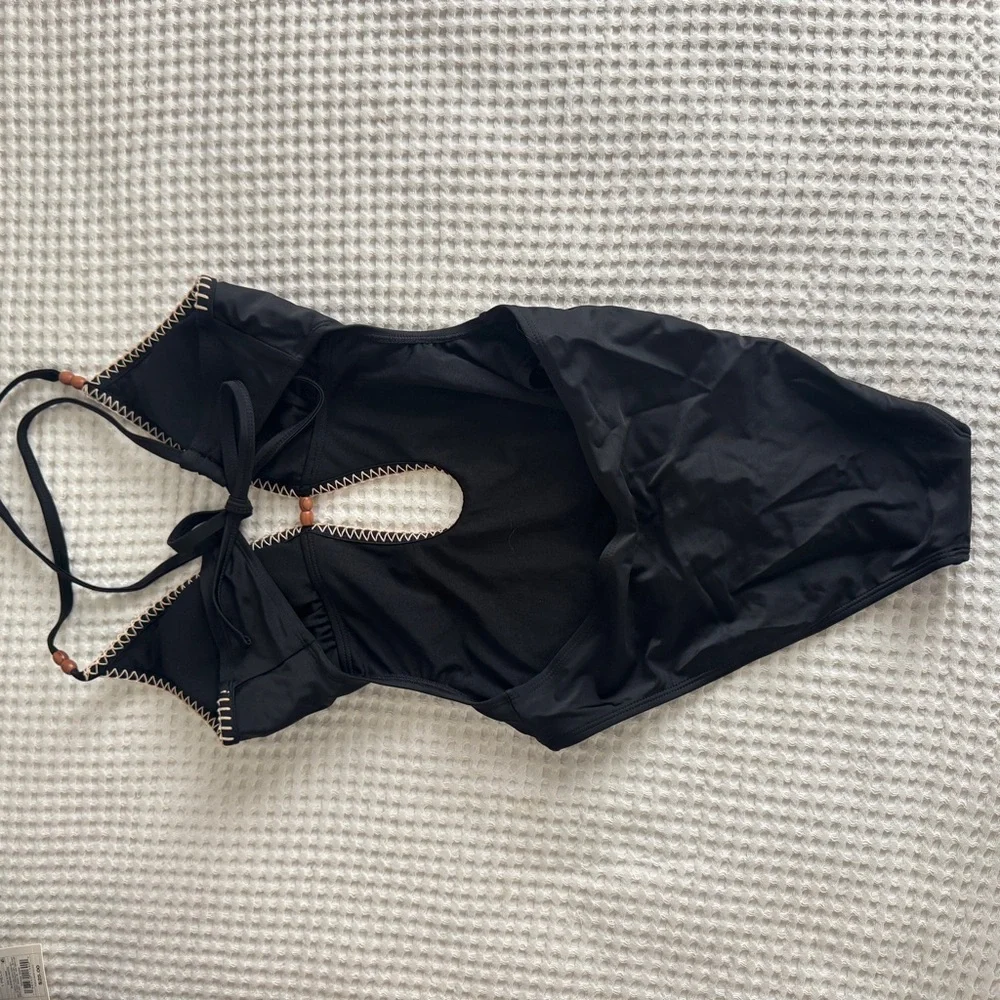 Women’s Black Plunge One-Piece Swimsuit with Decorative Trim Shade & Shore NWOT - Picture 5 of 8